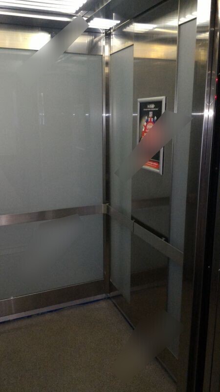 Фотография рекламного носителя, тип: Постер/баннер, адрес: Бизнес-центр «Дербеневская Плаза», 1-й Дербеневский пер., д.5, Москва, Россия. Сторона/вариант №654382