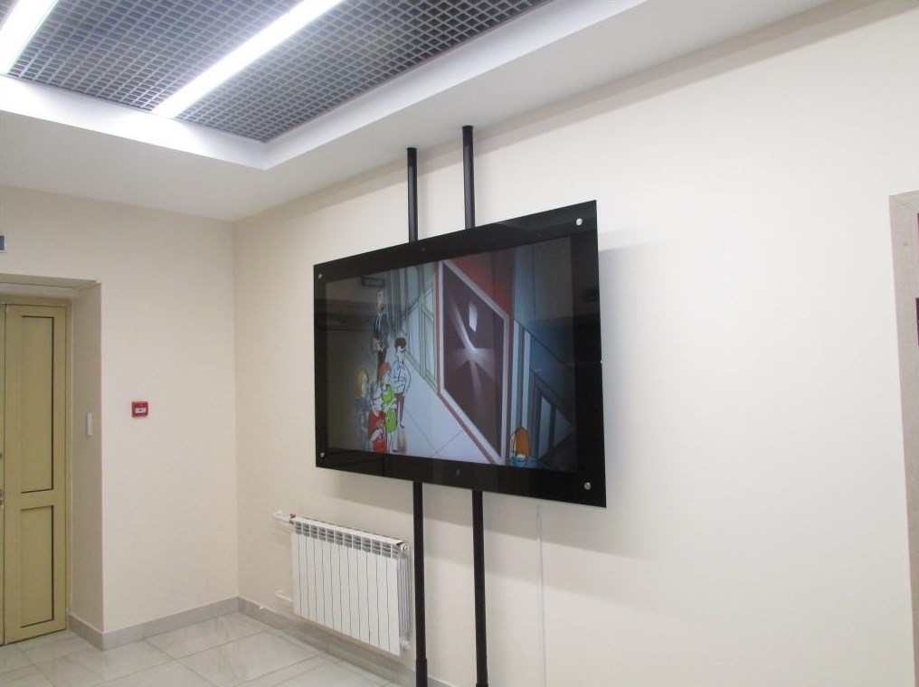 Фотография рекламного носителя, тип: Видеоэкран, адрес: Бизнес-центр «Русские самоцветы», Карла Фаберже пл., д.8, Санкт-Петербург, Россия. Сторона/вариант A1-A10 №1013090