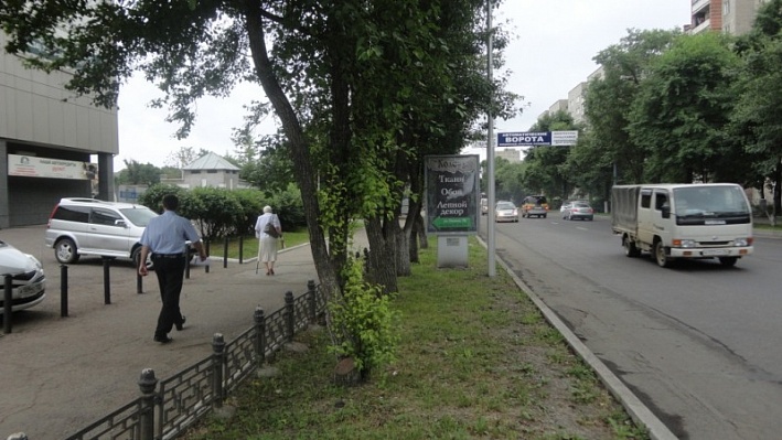 Фотография рекламного носителя, тип: Ситиформат 1.8x1.2, адрес: Ленина ул., д.98, поз.2, Уссурийск, Приморский край, Россия. Сторона B №791459