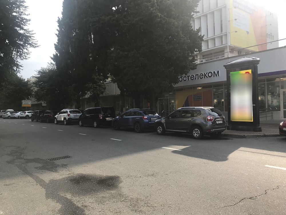 Фотография рекламного носителя, тип: Пиллар 3x1.4, адрес: Воровского ул., д.6, Сочи, Краснодарский край, Россия. Сторона С №770046