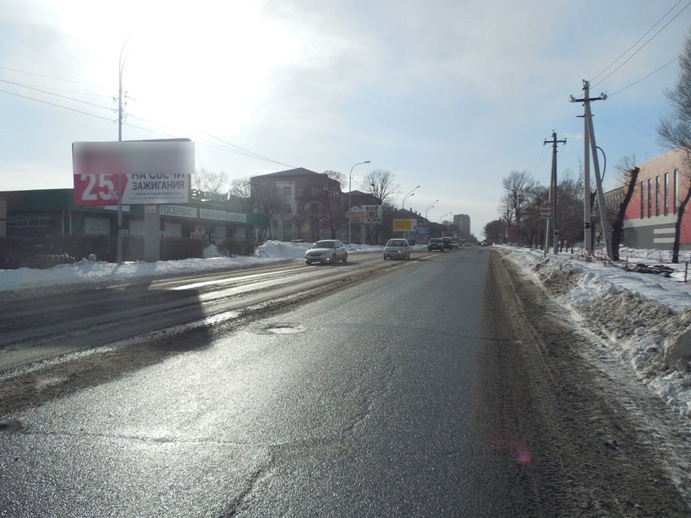 Фотография рекламного носителя, тип: Билборд 3x6, адрес: Комсомольская ул., д.74, Уссурийск, Приморский край, Россия. Сторона Б1 №756890
