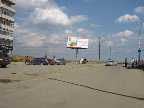 Фотография рекламного носителя, тип: Билборд 3x6, адрес: Уральский пр-т., 36-40, Нижний Тагил, Свердловская область, Россия. Сторона B №484646