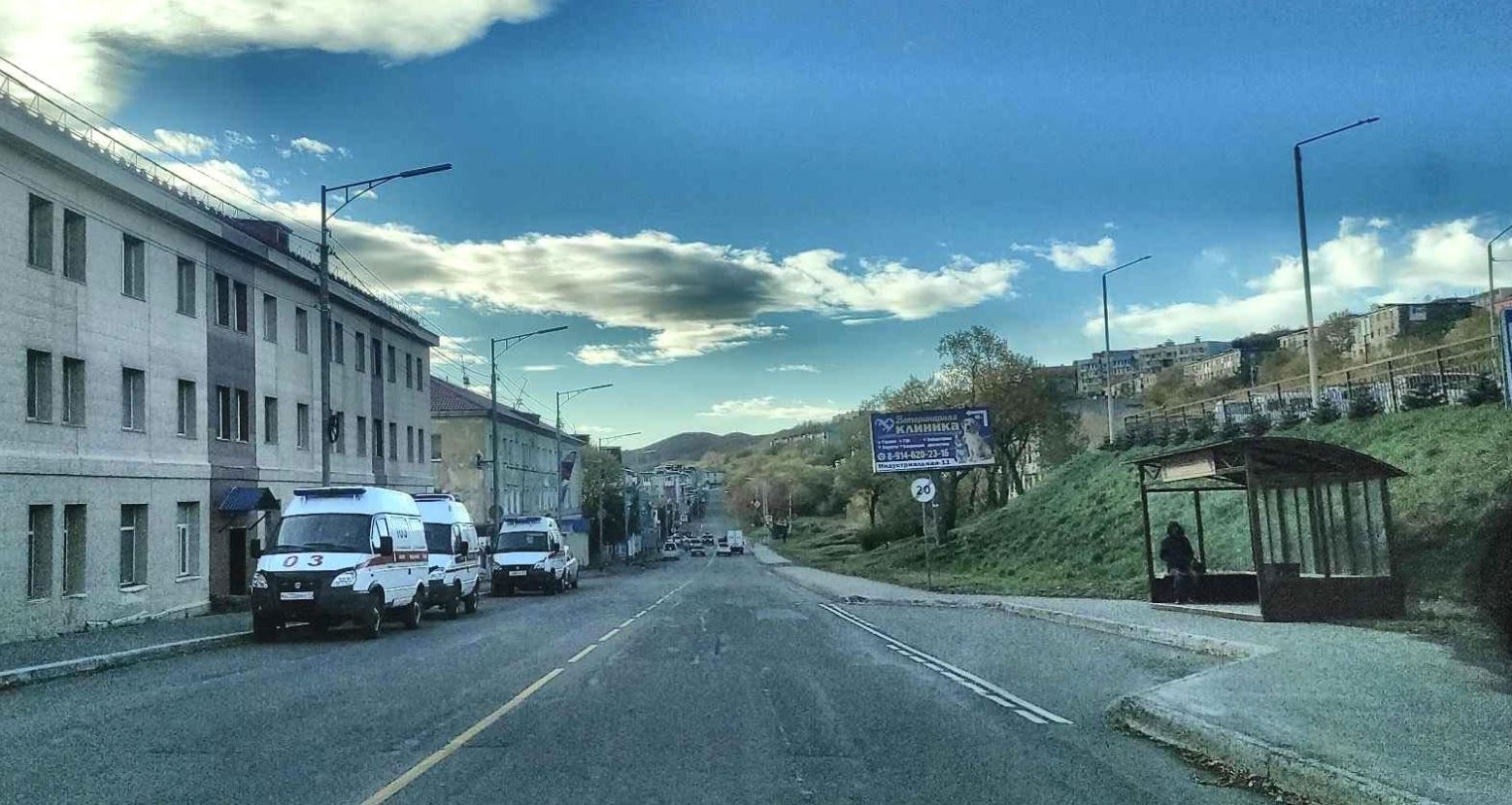 Фотография рекламного носителя, тип: Билборд 3x6, адрес: р-н магазина Рассвет, в сторону вм госпиталя, Петропавловск-Камчатский, Камчатский край, Россия. Сторона A №1041439