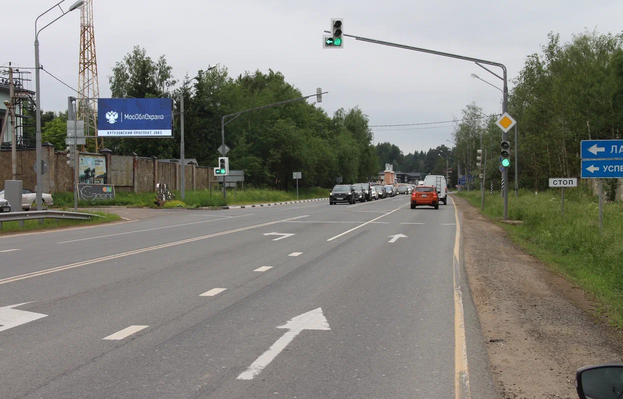 Фотография рекламного носителя, тип: Билборд 3x6, адрес: Новое Лапино пос., д.52, Московская область, Россия. Сторона Б1-Б10 №1098159