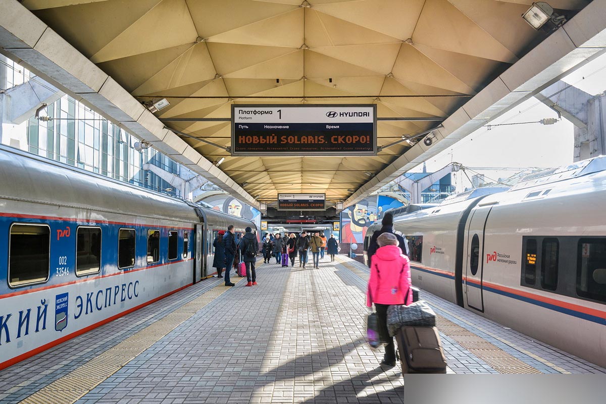 Фотография рекламного носителя, тип: Нестандартный ситиформат, адрес: Комсомольская пл., д.3, путь 3 и 5, поз.2, Москва, Россия. Сторона Б №987275