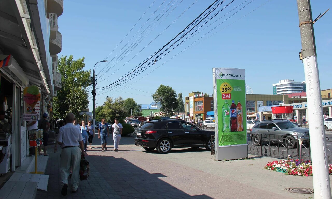 Фотография рекламного носителя, тип: Пиллар 3x1.4, адрес: Красноармейская ул., д.24а, Анапа, Краснодарский край, Россия. Сторона Б №784992