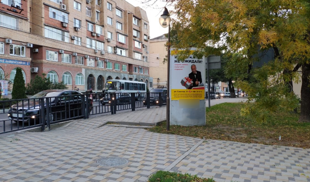 Фотография рекламного носителя, тип: Нестандартный ситиформат, адрес: Советов ул., д.23, Новороссийск, Краснодарский край, Россия. Сторона Б №587819