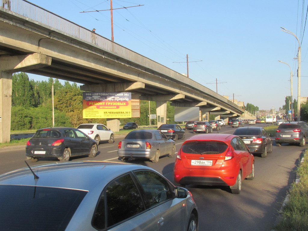 Фотография рекламного носителя, тип: Билборд 3x6, адрес: Северный мост, опора 48, Воронеж, Воронежская область, Россия. Сторона А1 №1005301