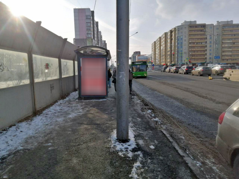 Фотография рекламного носителя, тип: Остановка 1.8x1.2, адрес: Дмитрия Мартынова ул., д.21, Красноярск, Красноярский край, Россия. Сторона Б №1097870