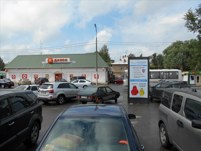 Фотография рекламного носителя, тип: Пиллар 3x1.4, адрес: Кардовского ул. Х Большая Крестьянка ул., д.1, поз.1, Переславль-Залесский, Ярославская область, Россия. Сторона А2 №551713