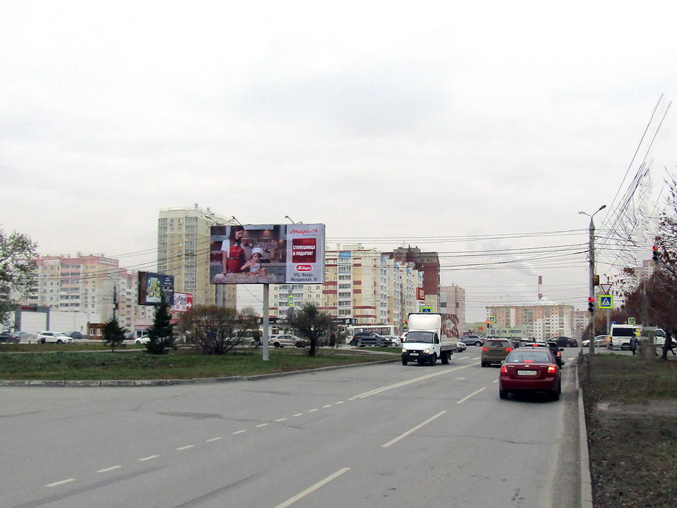 Фотография рекламного носителя, тип: Билборд 3x6, адрес: Комсомольский пр-т. Х Ворошилова ул., Челябинск, Челябинская область, Россия. Сторона B №393674