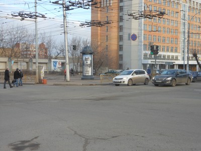 Фотография рекламного носителя, тип: Пиллар 3x1.4, адрес: К. Маркса ул., д.112 Х Воровского ул., Киров, Кировская область, Россия. Сторона В №632501