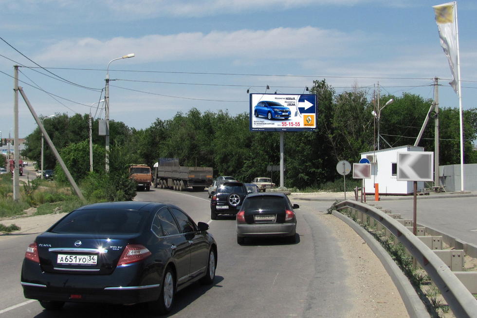 Фотография рекламного носителя, тип: Билборд 3x6, адрес: Землячки ул., автоцентр РЕНО, Волгоград, Волгоградская область, Россия. Сторона А №337635