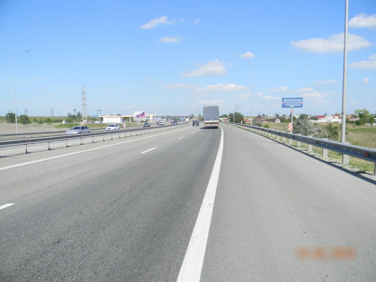 Фотография рекламного носителя, тип: Билборд 3x6, адрес: Западный подъезд а/д, 5 250м, Ростов-на-Дону, Ростовская область, Россия. Сторона А №832238