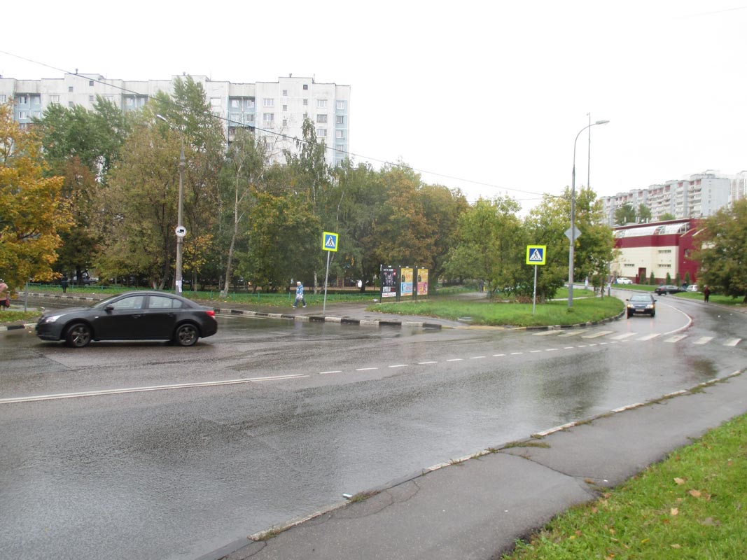 Фотография рекламного носителя, тип: Афиша 1.75x1.8, адрес: Новочеркасский б-р., д.2, н-в, стенд 1, Москва, Россия. Сторона А1 №865846