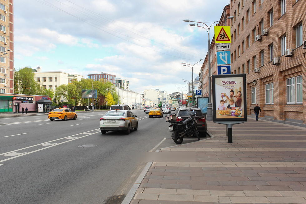 Фотография рекламного носителя, тип: Ситиформат 1.8x1.2, адрес: Новослободская ул., д.45, стр.1, Москва, Россия. Сторона A1-A5 №461237