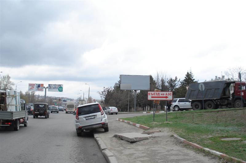 Фотография рекламного носителя, тип: Билборд 3x6, адрес: Университетский пр-т. Х Автомобилистов ул., Волгоград, Волгоградская область, Россия. Сторона А №537784