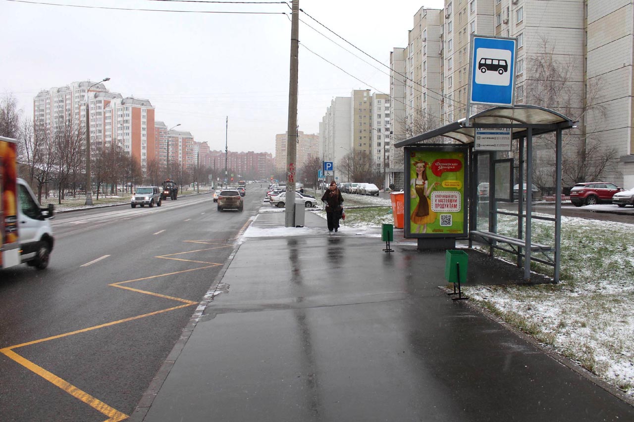 Фотография рекламного носителя, тип: Остановка 1.8x1.2, адрес: Саранская ул., д.2, Москва, Россия. Сторона А2 №933683