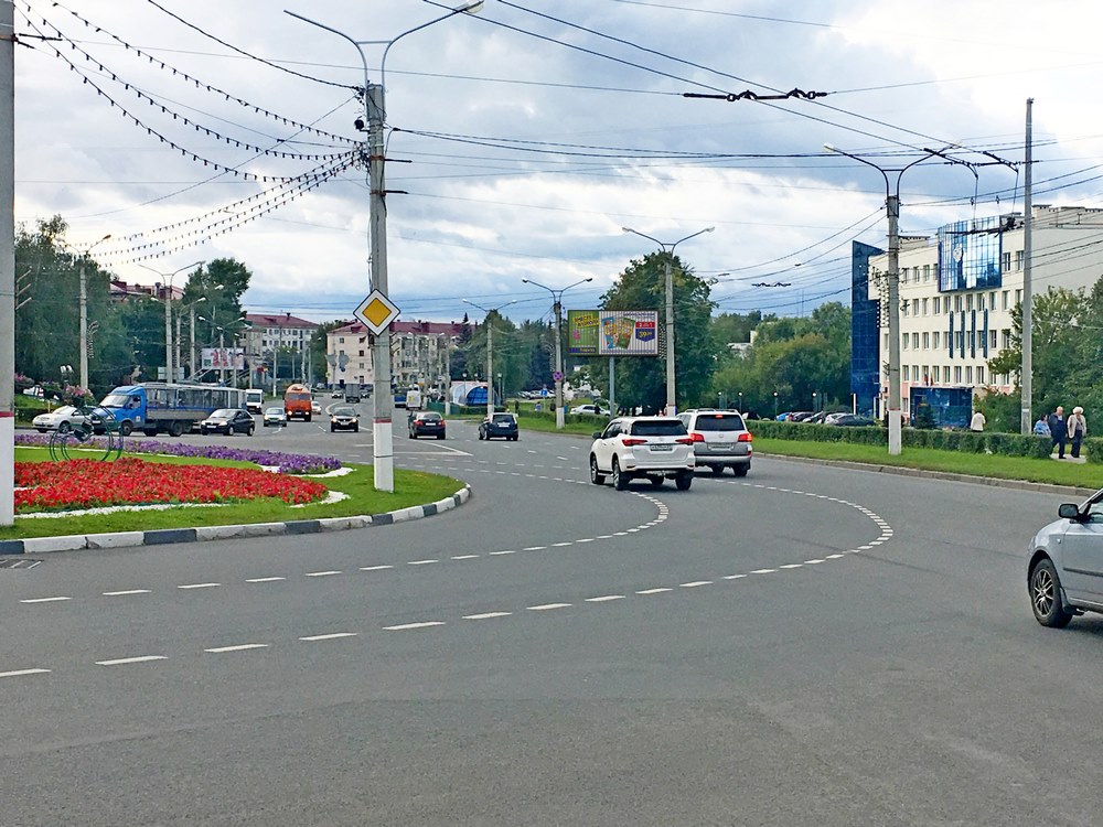 Фотография рекламного носителя, тип: Билборд 3x6, адрес: Калинина ул., д.109/1, Чебоксары, Республика Чувашия, Россия. Сторона A1-A3 №776737