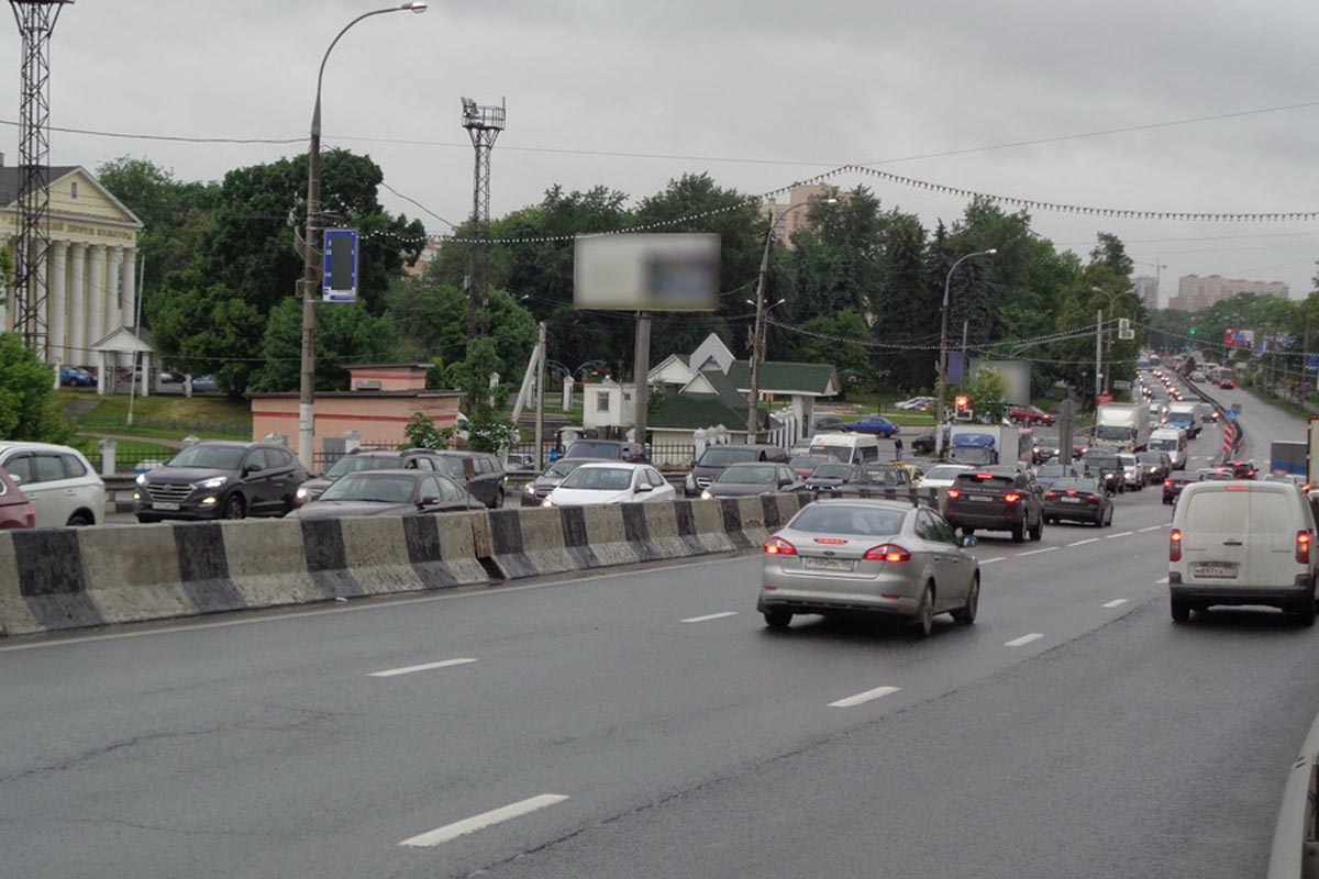 Фотография рекламного носителя, тип: Панель-кронштейн, адрес: Октябрьский пр-т. Х Волковский пр-зд., поз.2, Люберцы, Московская область, Россия. Сторона В №634659