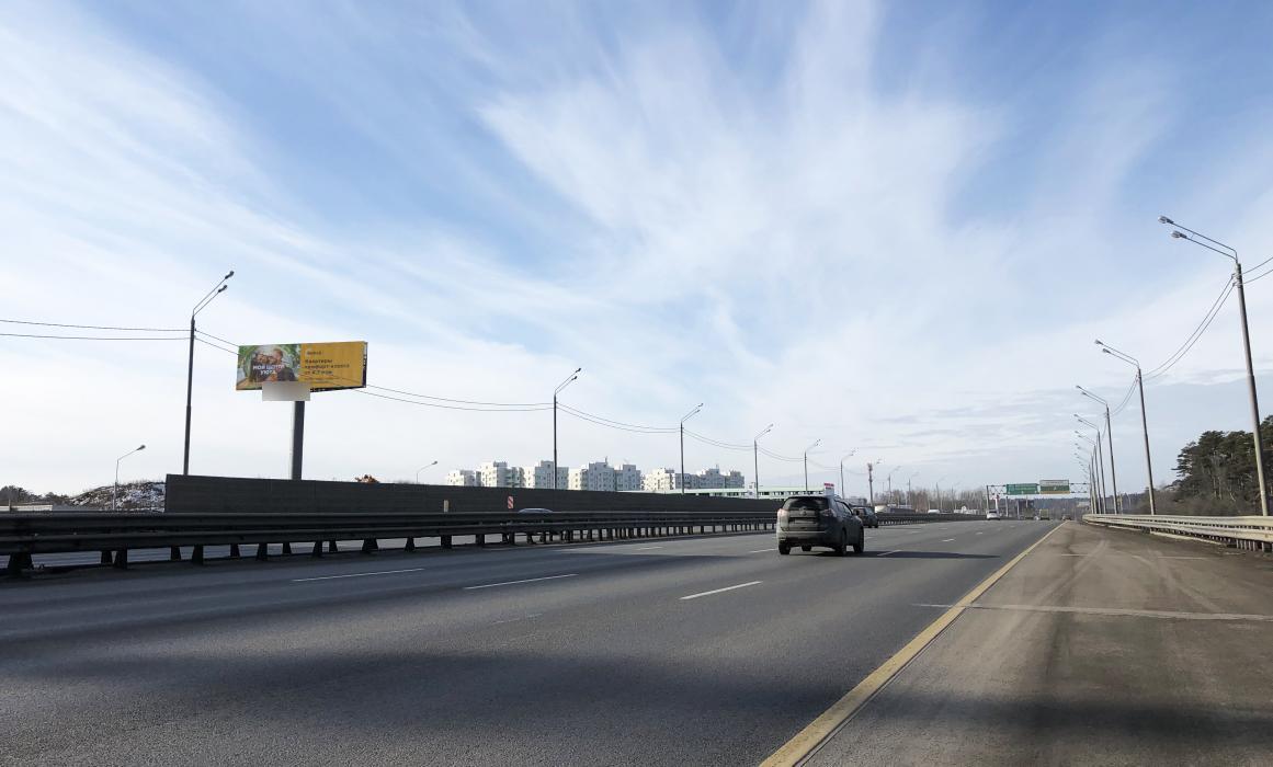 Фотография рекламного носителя, тип: Суперсайт 5x15, адрес: Новорижское ш., 28 350м, Московская область, Россия. Сторона Б №812936