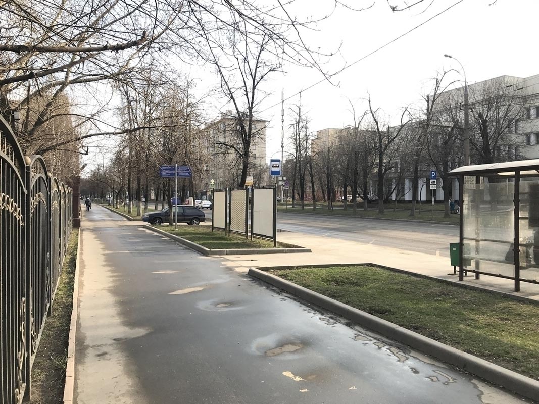 Фотография рекламного носителя, тип: Афиша 1.75x1.8, адрес: Авиамоторная ул., д.49, стенд 2, Москва, Россия. Сторона А2 №886444