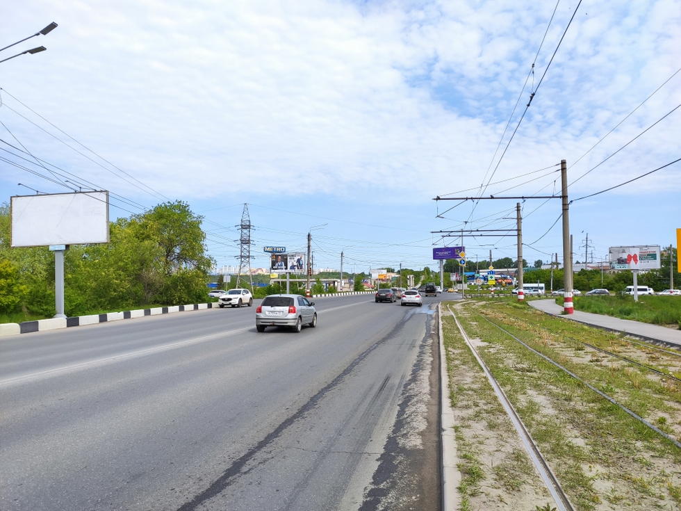 Фотография рекламного носителя, тип: Билборд 3x6, адрес: Урицкого ул., перед мостом через Свияга р., Ульяновск, Ульяновская область, Россия. Сторона Б №994136