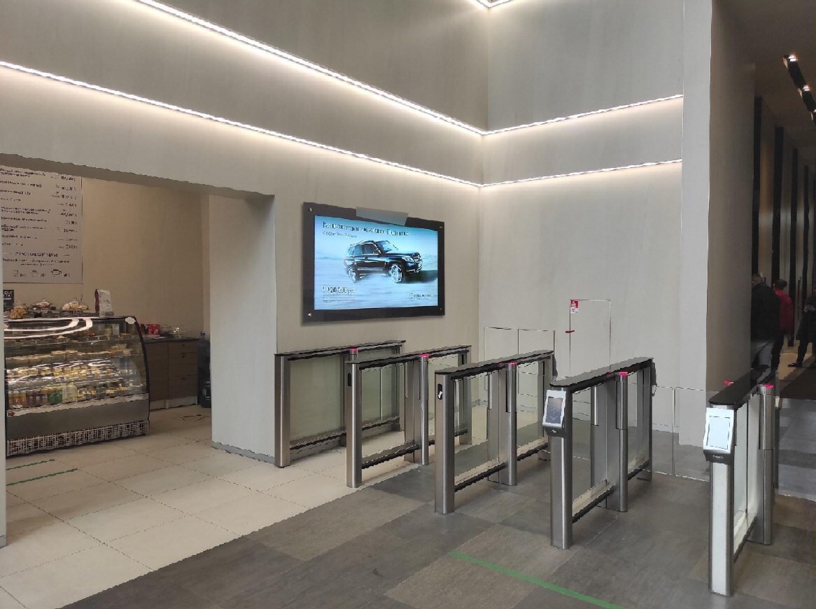 Фотография рекламного носителя, тип: Видеоэкран, адрес: Бизнес-центр «Фили Град», Береговой пр-т., вл.5, Москва, Россия. Сторона/вариант A1-A10 №1012785