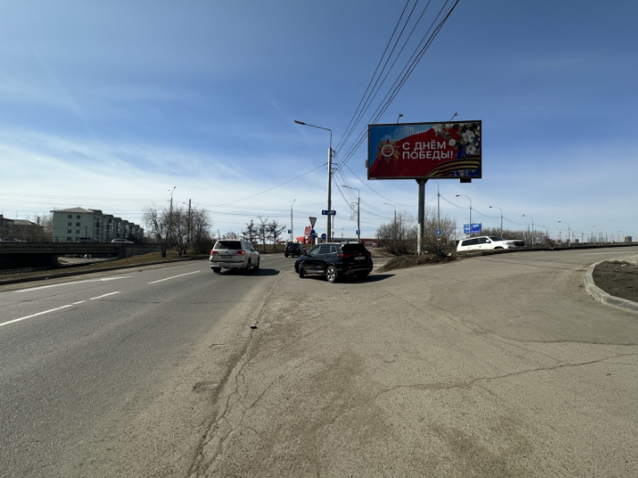 Фотография рекламного носителя, тип: Билборд 3x6, адрес: Крайняя ул., д.2г, Красноярск, Красноярский край, Россия. Сторона А1-А3 №780128