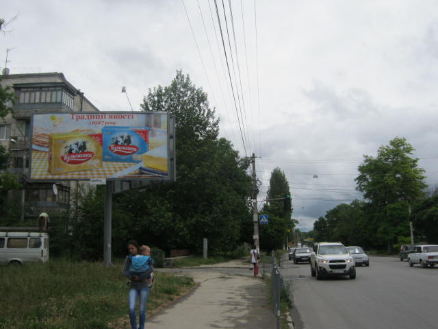 Фотография рекламного носителя, тип: Билборд 3x6, адрес: Воровского ул. Х Неапольская ул., Симферополь, Республика Крым, Россия. Сторона B №412137