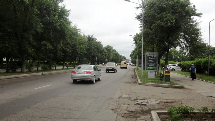 Фотография рекламного носителя, тип: Ситиформат 1.8x1.2, адрес: Ленина ул., д.98, поз.1, Уссурийск, Приморский край, Россия. Сторона А №791462