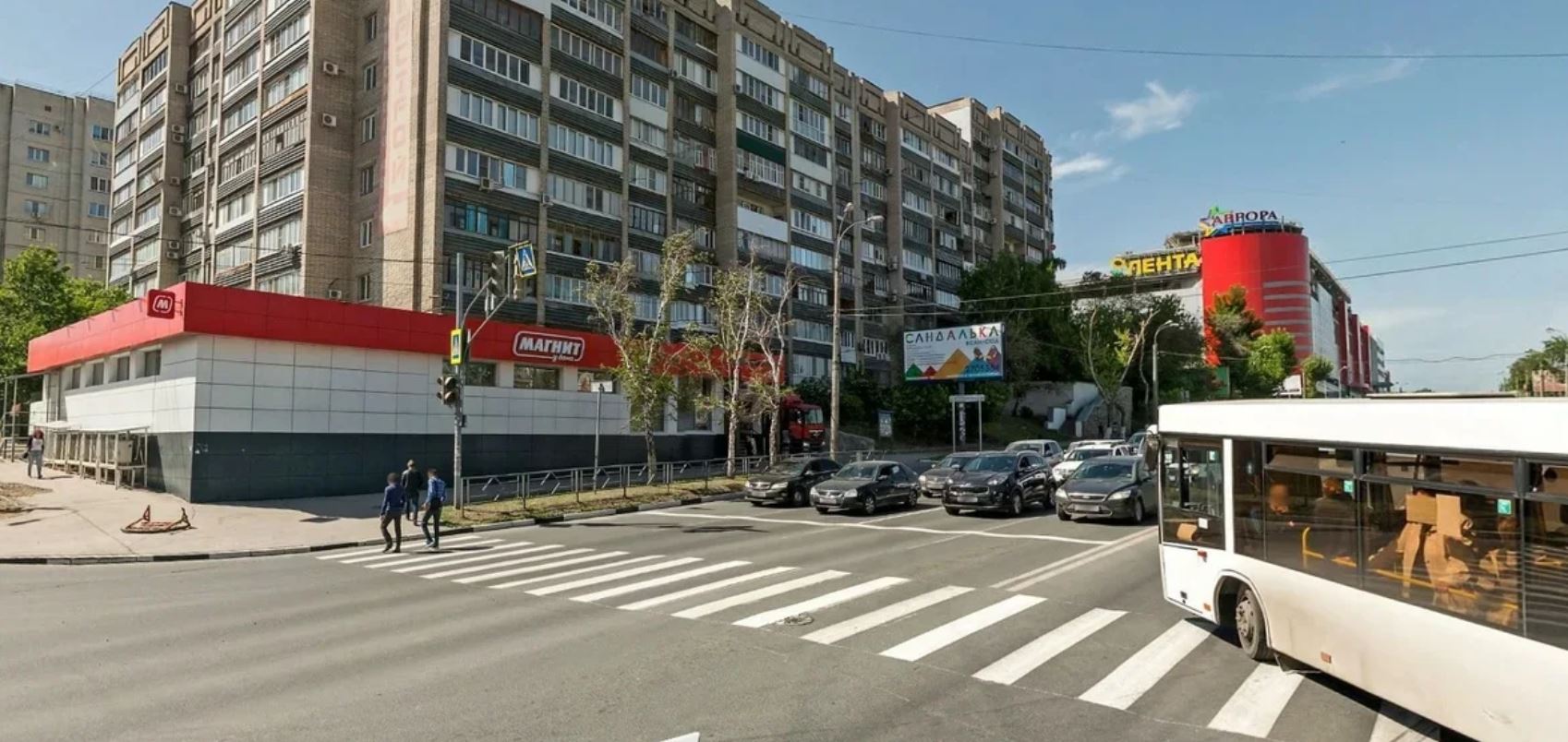 Фотография рекламного носителя, тип: Билборд 3x6, адрес: Авроры ул., д.68, Самара, Самарская область, Россия. Сторона B1-B3 №939802