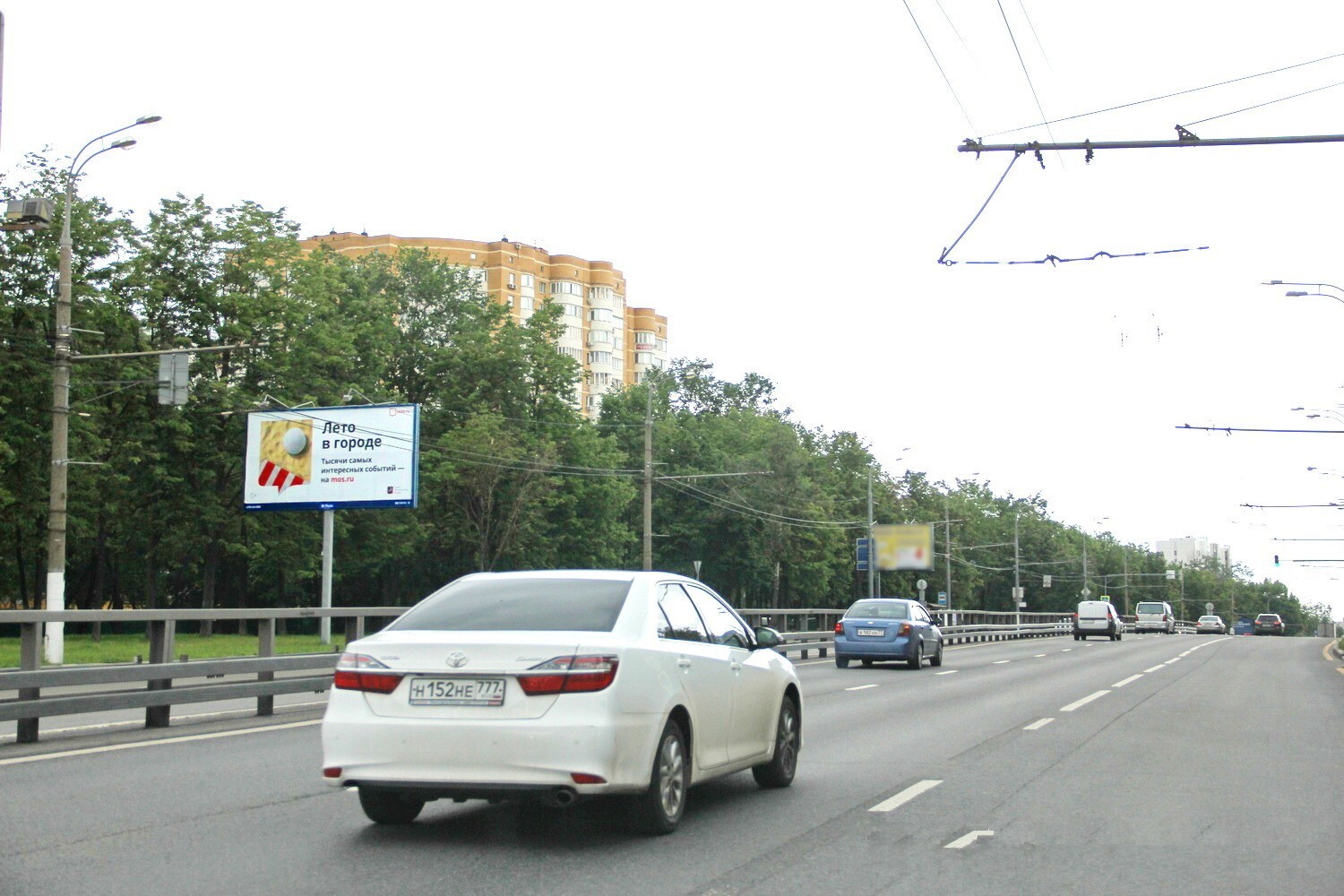 Фотография рекламного носителя, тип: Билборд 3x6, адрес: Профсоюзная ул., д.98, Москва, Россия. Сторона Б №324730
