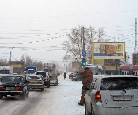 Фотография рекламного носителя, тип: Билборд 3x6, адрес: Мельничная ул., д.126а, Омск, Омская область, Россия. Сторона А1-А3 №606208