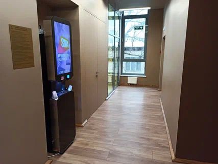 Фотография рекламного носителя, тип: Видеоэкран, адрес: Фитнес-центр «Облака Шокальского», Шокальского пр-зд., д.9, Москва, Россия. Сторона/вариант 1 №980438