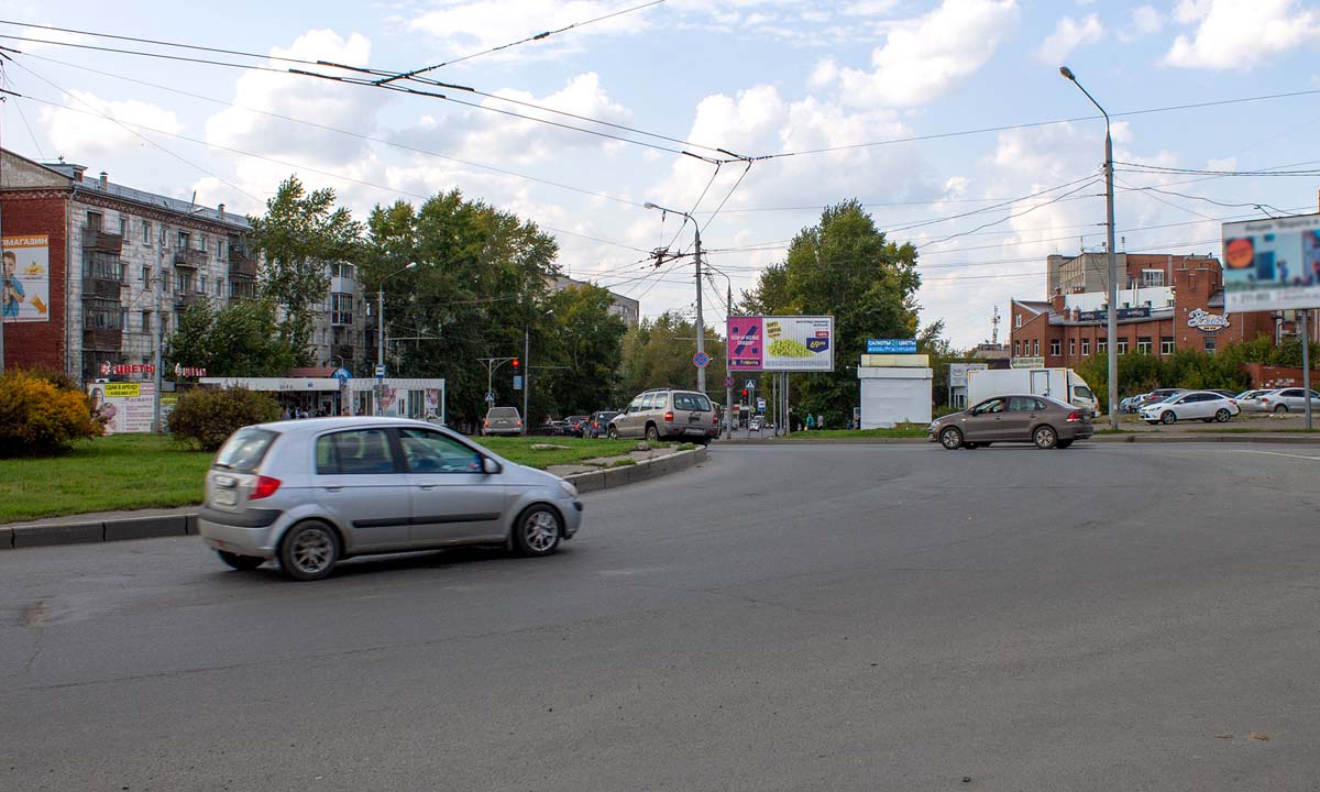 Фотография рекламного носителя, тип: Билборд 3x6, адрес: 79 Гв. Дивизии ул., д.9, Томск, Томская область, Россия. Сторона A1-А3 №839476