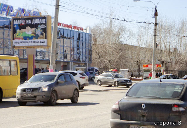 Фотография рекламного носителя, тип: Ситиборд 2.7x3.7, адрес: Юбилейная ул., д.82, Березники, Пермский край, Россия. Сторона В1-В3 №424474