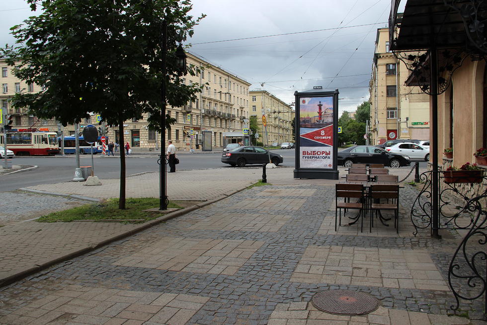 Фотография рекламного носителя, тип: Пиллар 3x1.4, адрес: Заневский пр-т., д.6 Х Стахановцев ул., Санкт-Петербург, Россия. Сторона С №724910