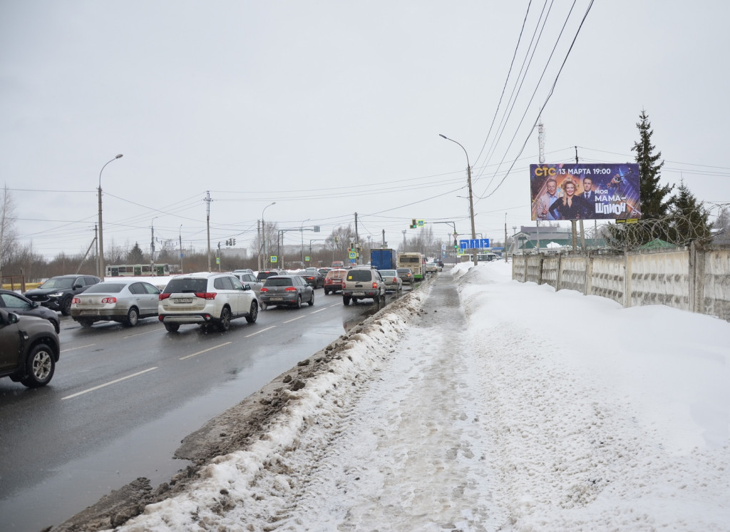 Фотография рекламного носителя, тип: Билборд 3x6, адрес: 9 Мая ул., д.61, поз.2, Рыбинск, Ярославская область, Россия. Сторона А №576622