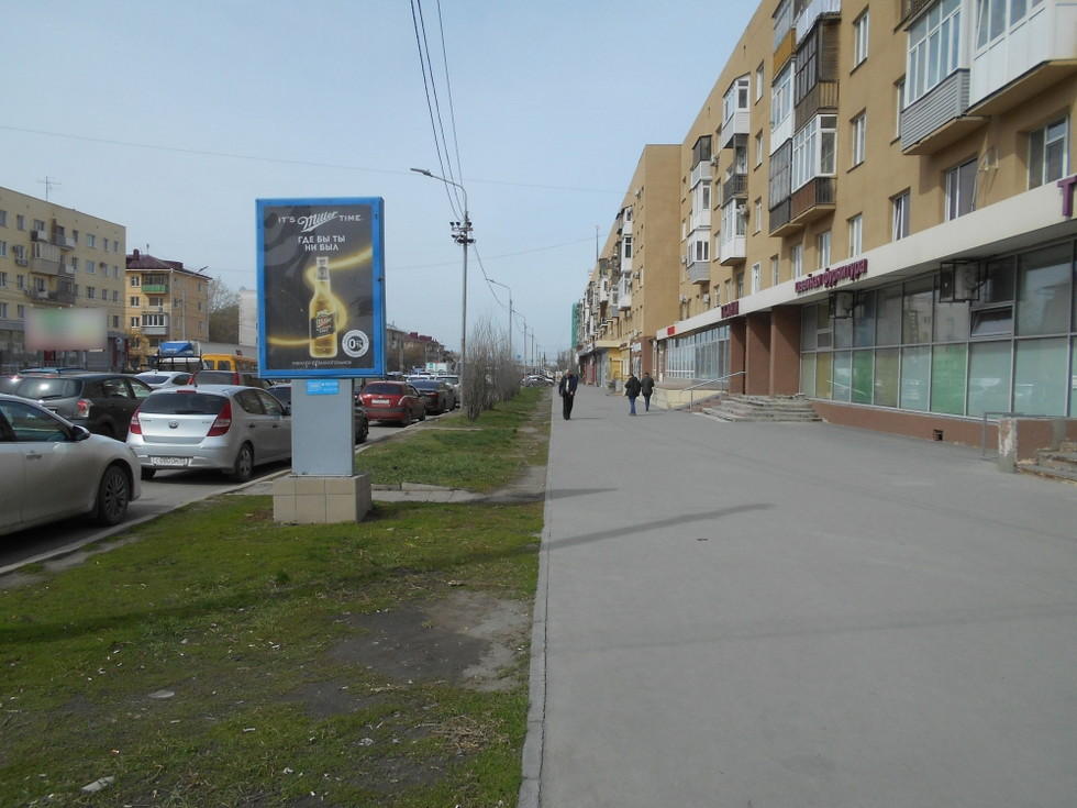 Фотография рекламного носителя, тип: Ситиформат 1.8x1.2, адрес: Масленникова ул., д.9 X Пушкина ул., Омск, Омская область, Россия. Сторона А №1010155