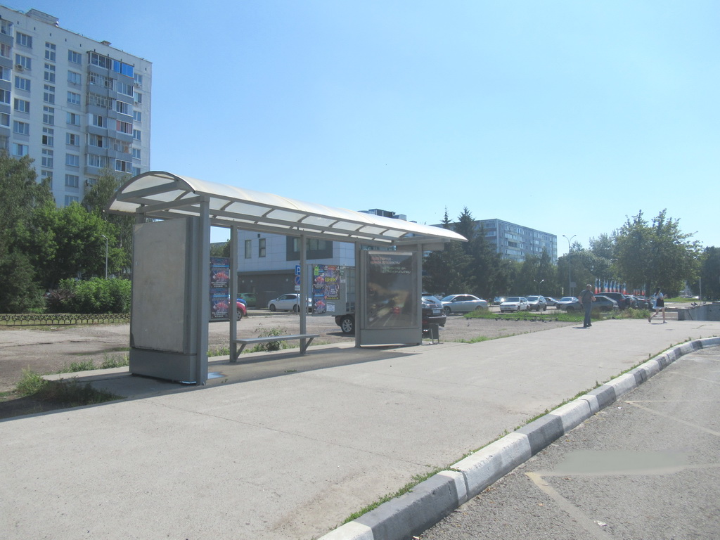 Фотография рекламного носителя, тип: Остановка, адрес: Хасана Туфана пр-т., ост. "Пр. Хасана Туфана", Набережные Челны, Республика Татарстан, Россия. Сторона AW №1007127