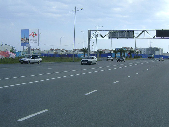 Фотография рекламного носителя, тип: Билборд 3x4, адрес: Имеретинская низменность, выезд из Олимпийского парка, Сочи, Краснодарский край, Россия. Сторона Б №742739