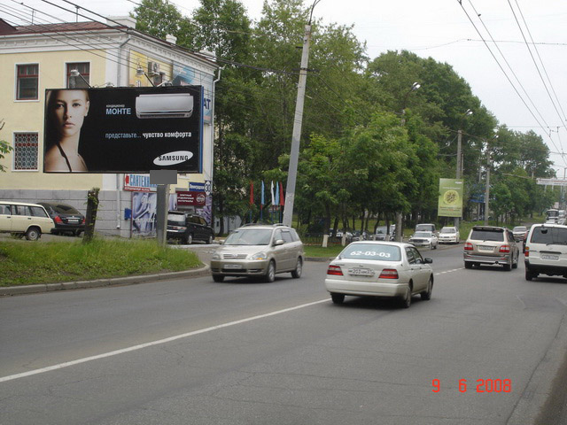 Фотография рекламного носителя, тип: Билборд 3x6, адрес: Ленинградская ул., д.32, Хабаровск, Хабаровский край, Россия. Сторона B №481907