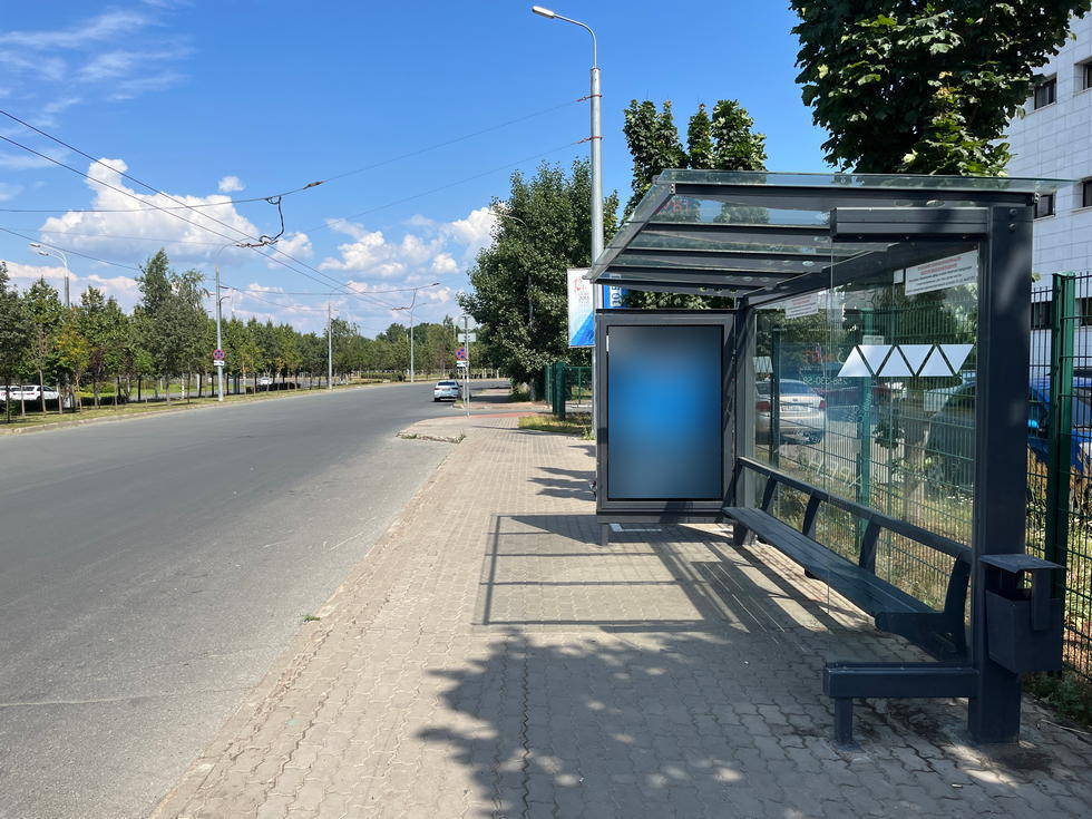 Фотография рекламного носителя, тип: Остановка 1.8x1.2, адрес: Оренбургский Тракт ул., д.95, Казань, Республика Татарстан, Россия. Сторона A №1042785