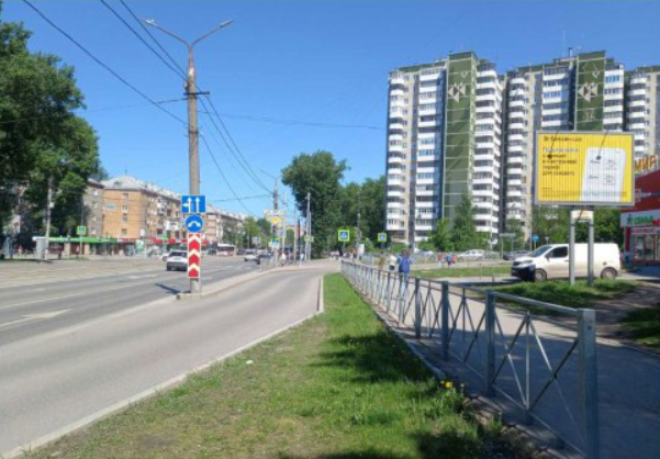 Фотография рекламного носителя, тип: Ситиборд 2.7x3.7, адрес: Мира ул. Х Советской Армии ул., Пермь, Пермский край, Россия. Сторона А2 №769835