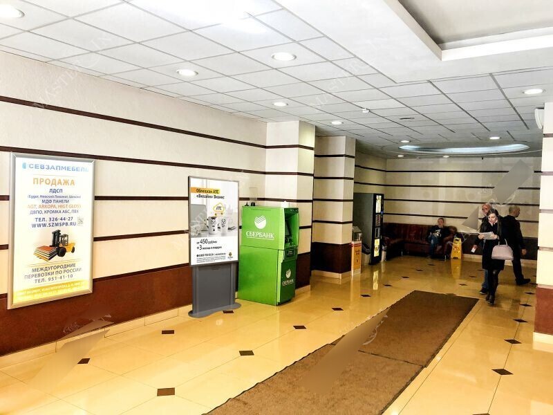 Фотография рекламного носителя, тип: Лайтбокс, адрес: Бизнес-центр «Доминат Классик», Магнитогорская ул., д.30, Санкт-Петербург, Россия. Сторона/вариант №826706