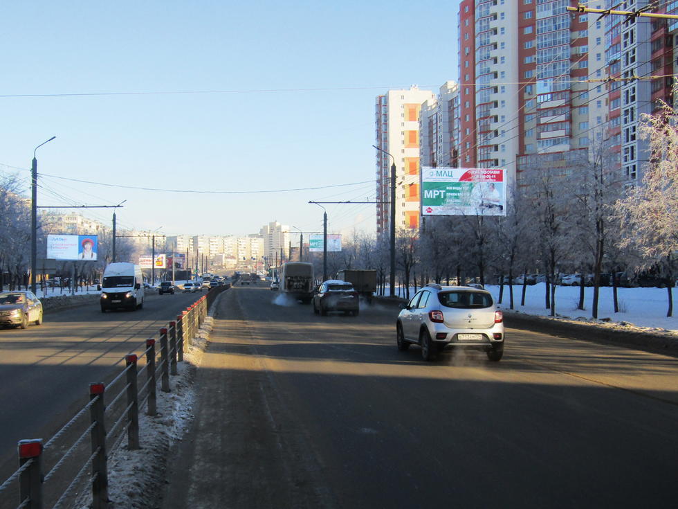 Фотография рекламного носителя, тип: Билборд 3x6, адрес: Бр. Кашириных ул., д.116-118, Челябинск, Челябинская область, Россия. Сторона A №504085