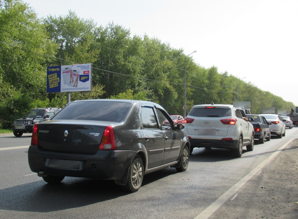 Фотография рекламного носителя, тип: Билборд 3x6, адрес: Республики ул., 300м от Чекистов ул., Тюмень, Тюменская область, Россия. Сторона Б №523653