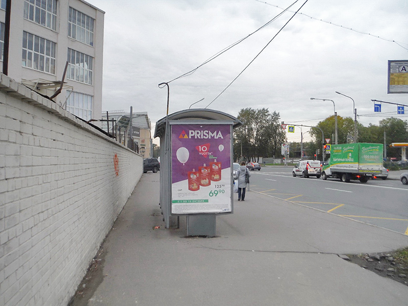 Фотография рекламного носителя, тип: Остановка 1.8x1.2, адрес: Полюстровский пр-т., д.76 Х Кантемировская ул., Санкт-Петербург, Россия. Сторона B №1094481