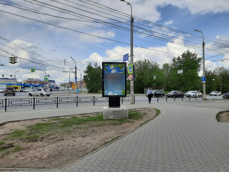 Фотография рекламного носителя, тип: Ситиформат 1.8x1.2, адрес: Авангардная ул. Х Удмуртская ул., СЦ "Гвоздь", Ижевск, Республика Удмуртия, Россия. Сторона B №859109